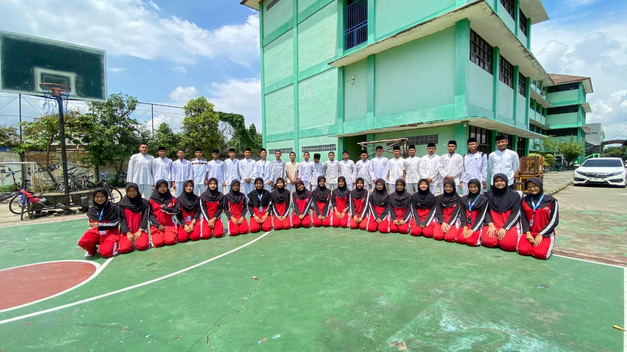 **Sekolah Beradab Berilmu dan Bertakwa** whatsapp image 2026 08 21 at 07.35.33